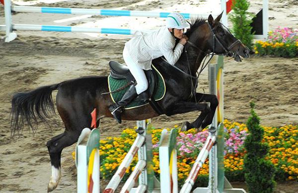 The President of Turkmenistan Visits Ahalteke Equestrian Complex